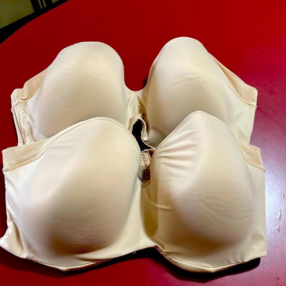 NWOT Bundle of 2 Bali 44DD convertible strapless bra .